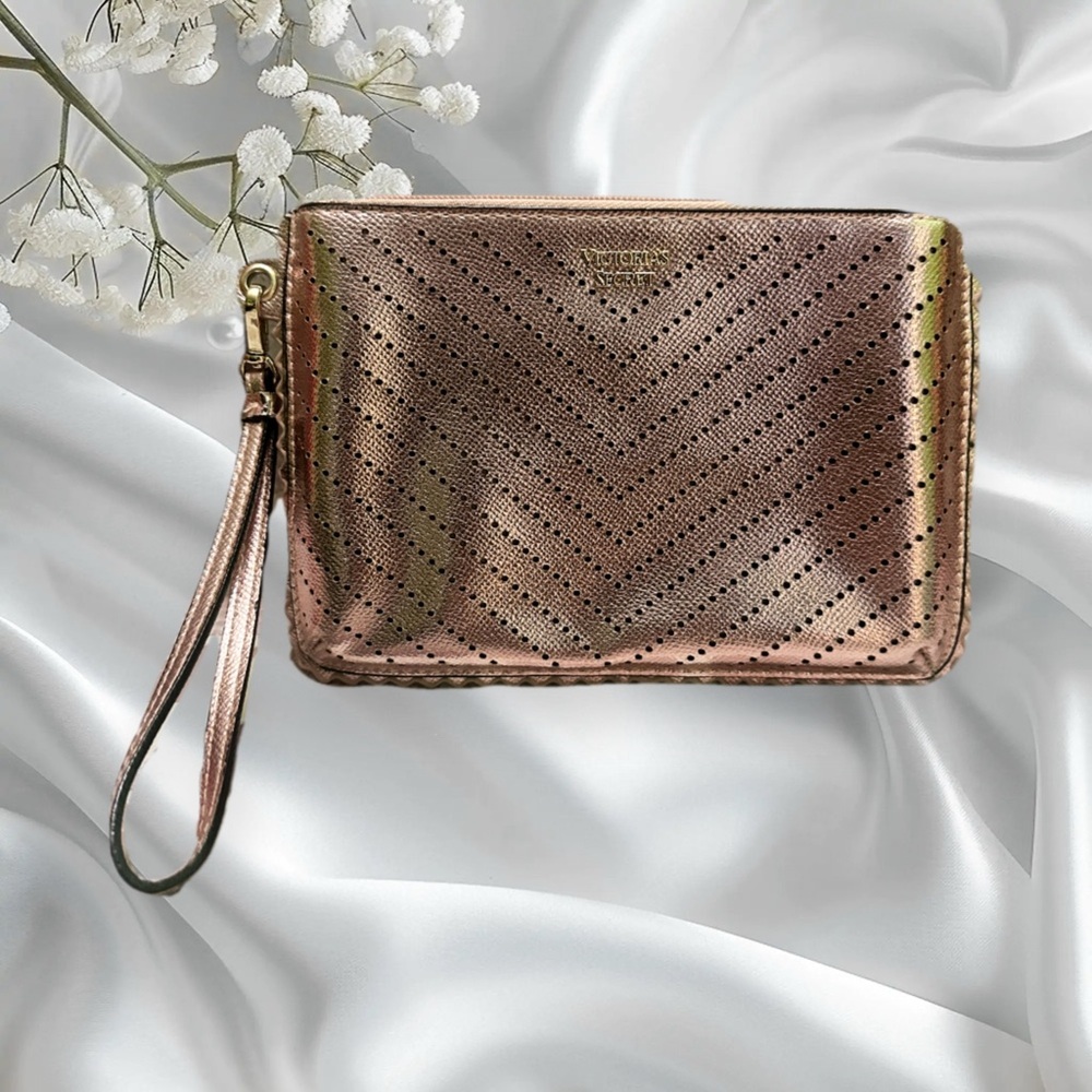 Victorias Secret Stylish Rose Gold Wristlet Clutch - Picture 2 of 9